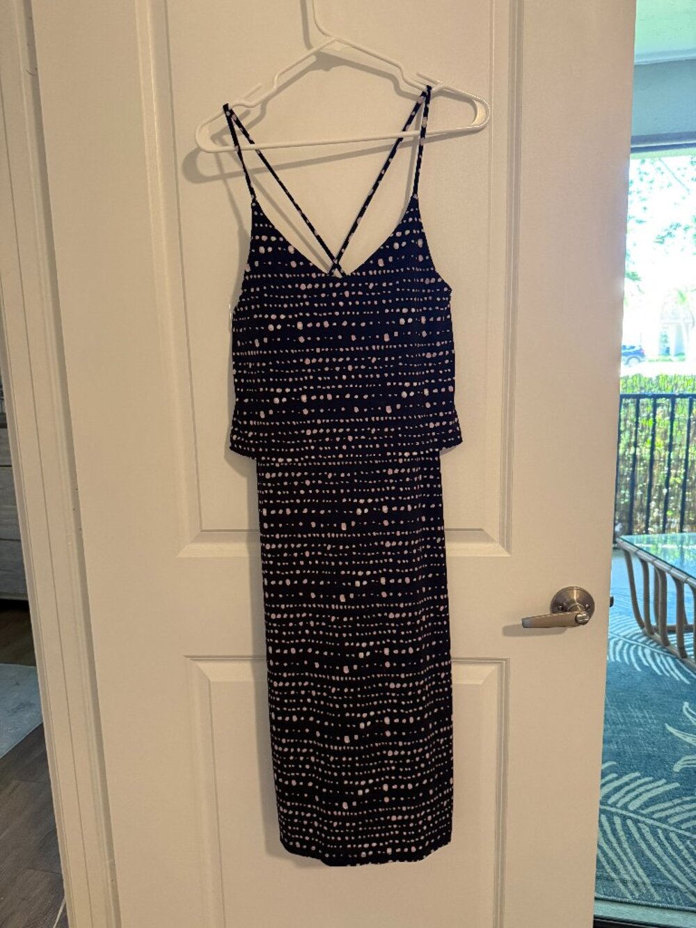 GORGEOUS Banana Republic Criss Cross Back Dress